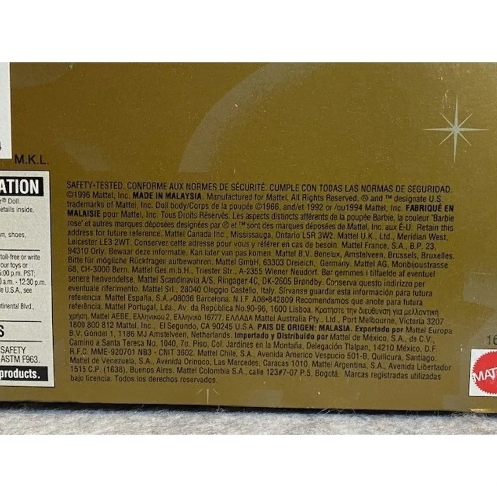 Winter Rhapsody Barbie Doll Avon‎ Exclusive Special Edition Brn Hair 1996**VTNG